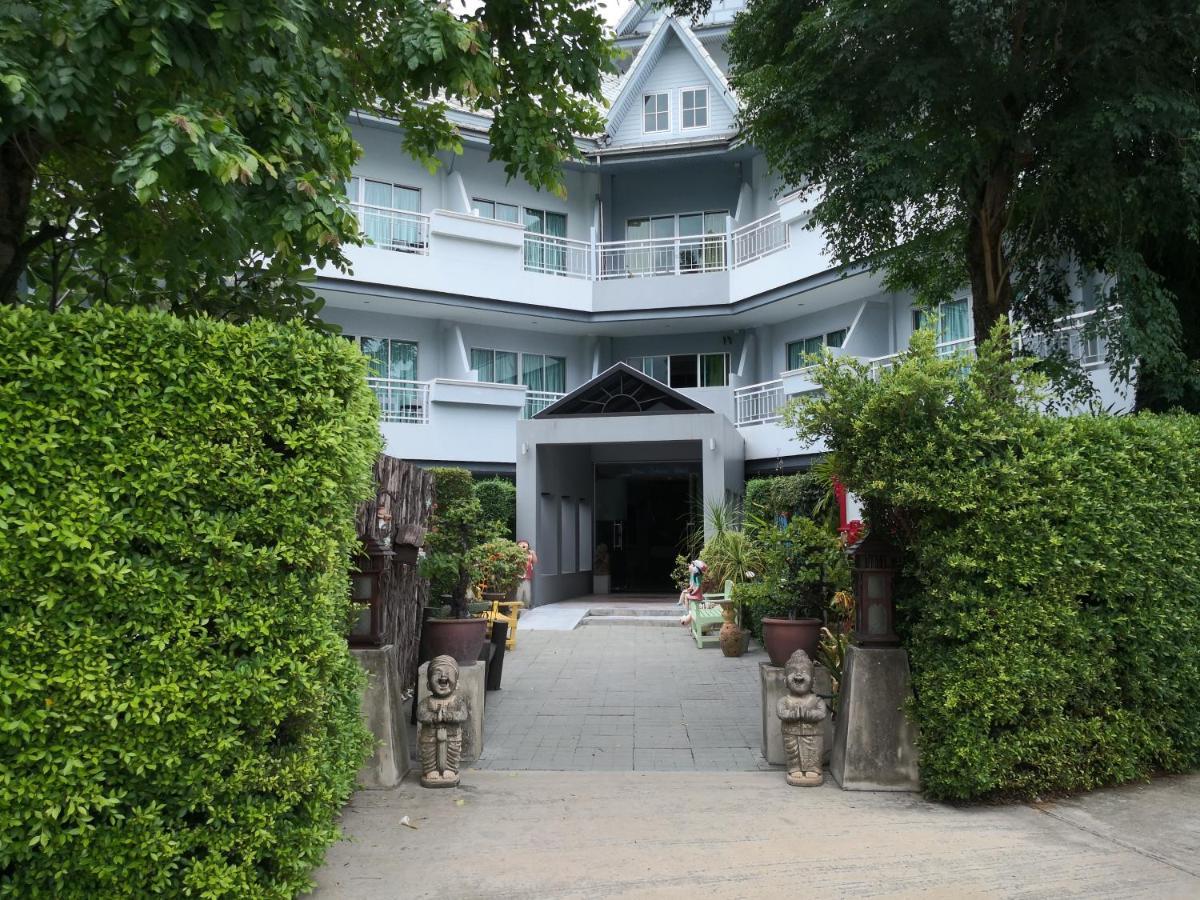 Baan Suksiri Hotel HHQ Zewnętrze zdjęcie