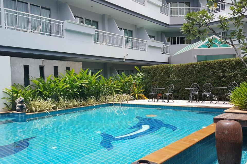 Baan Suksiri Hotel HHQ Zewnętrze zdjęcie