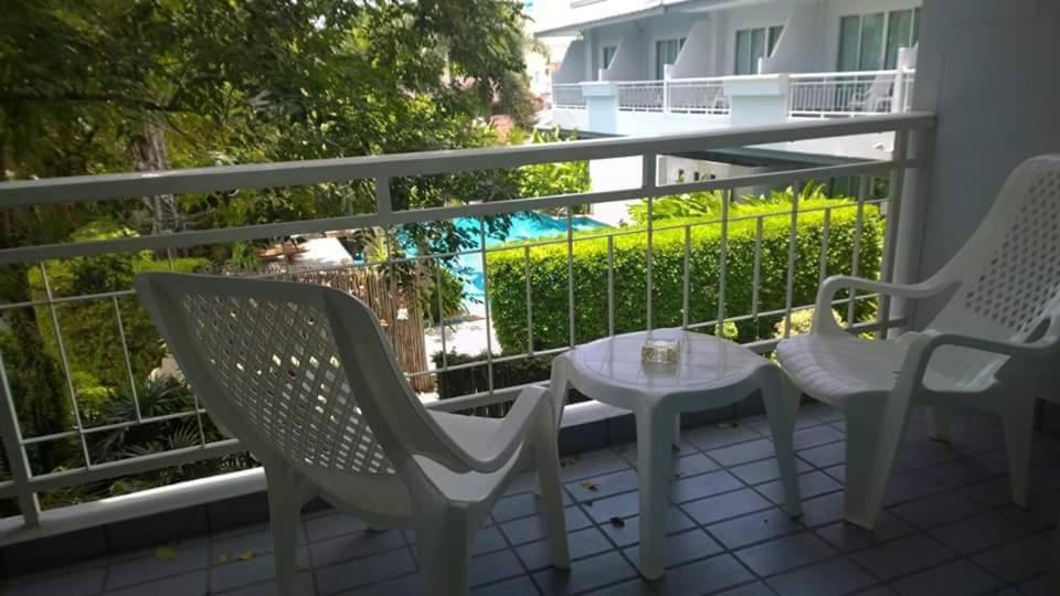 Baan Suksiri Hotel HHQ Zewnętrze zdjęcie