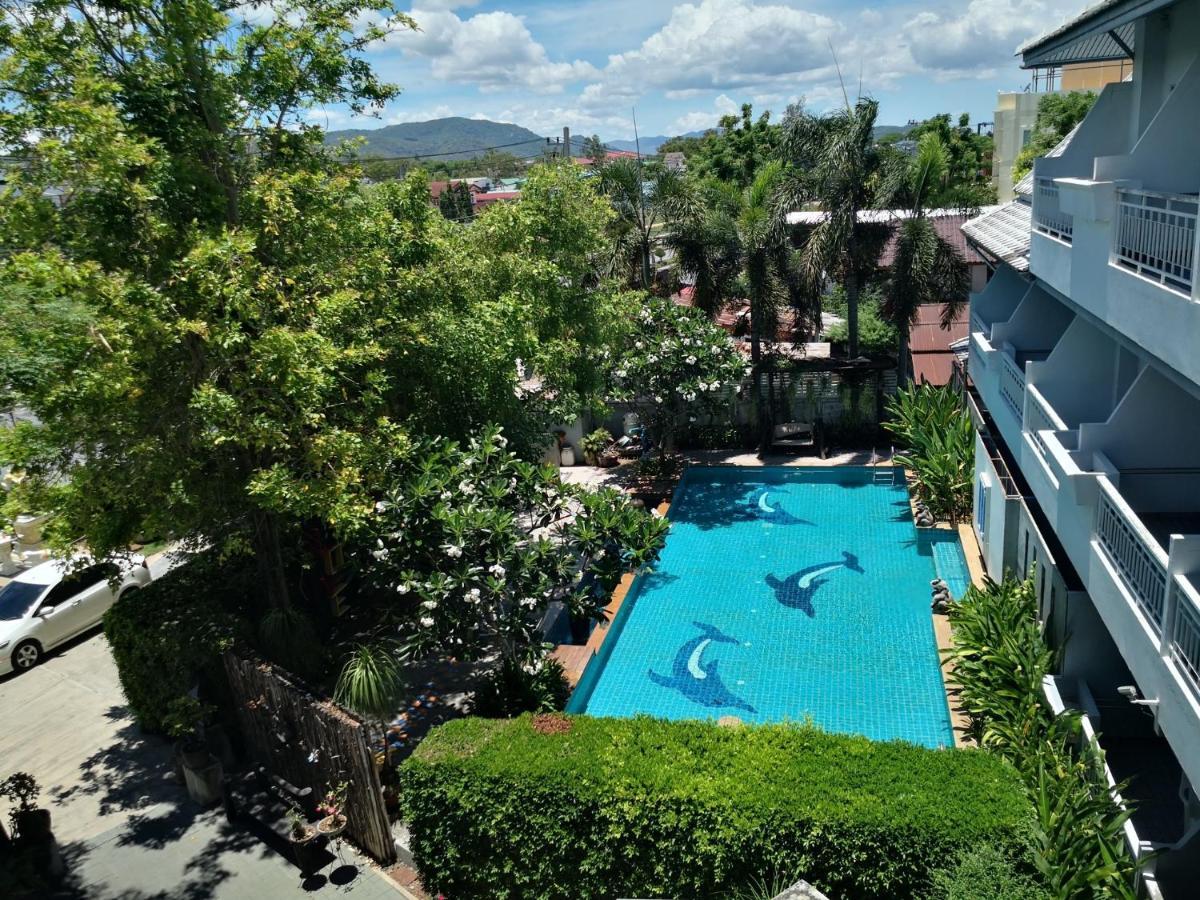 Baan Suksiri Hotel HHQ Zewnętrze zdjęcie