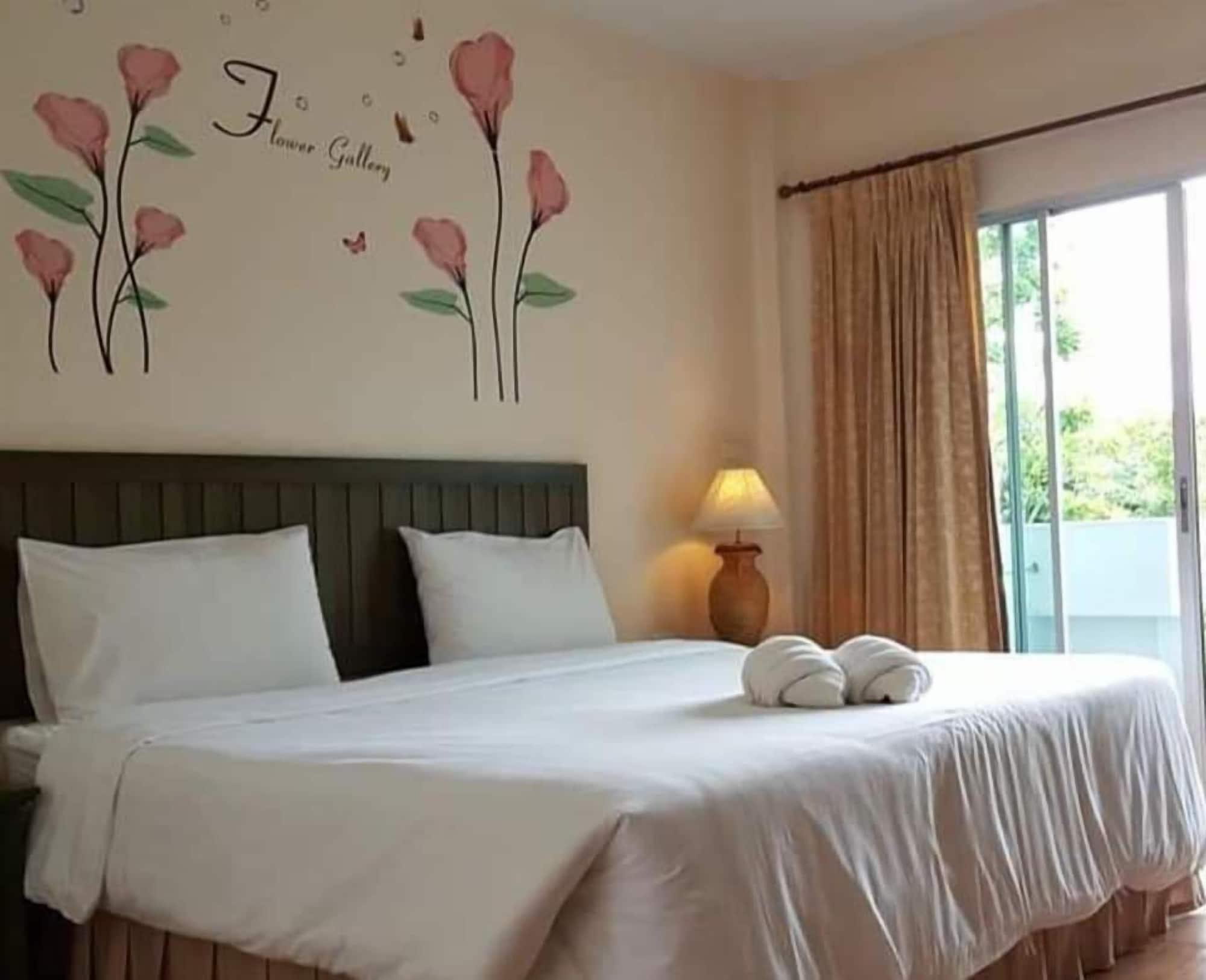 Baan Suksiri Hotel HHQ Zewnętrze zdjęcie