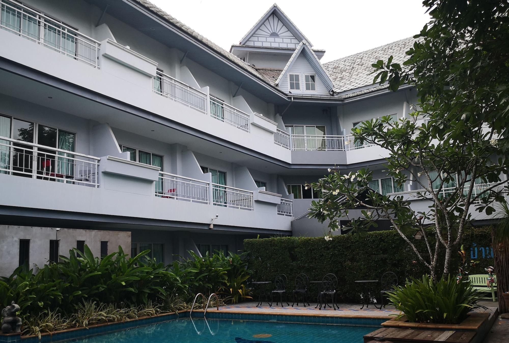 Baan Suksiri Hotel HHQ Zewnętrze zdjęcie