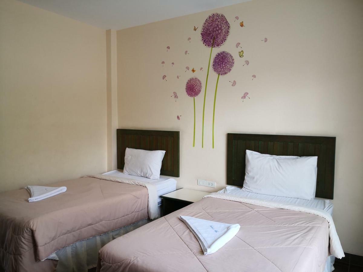 Baan Suksiri Hotel HHQ Zewnętrze zdjęcie