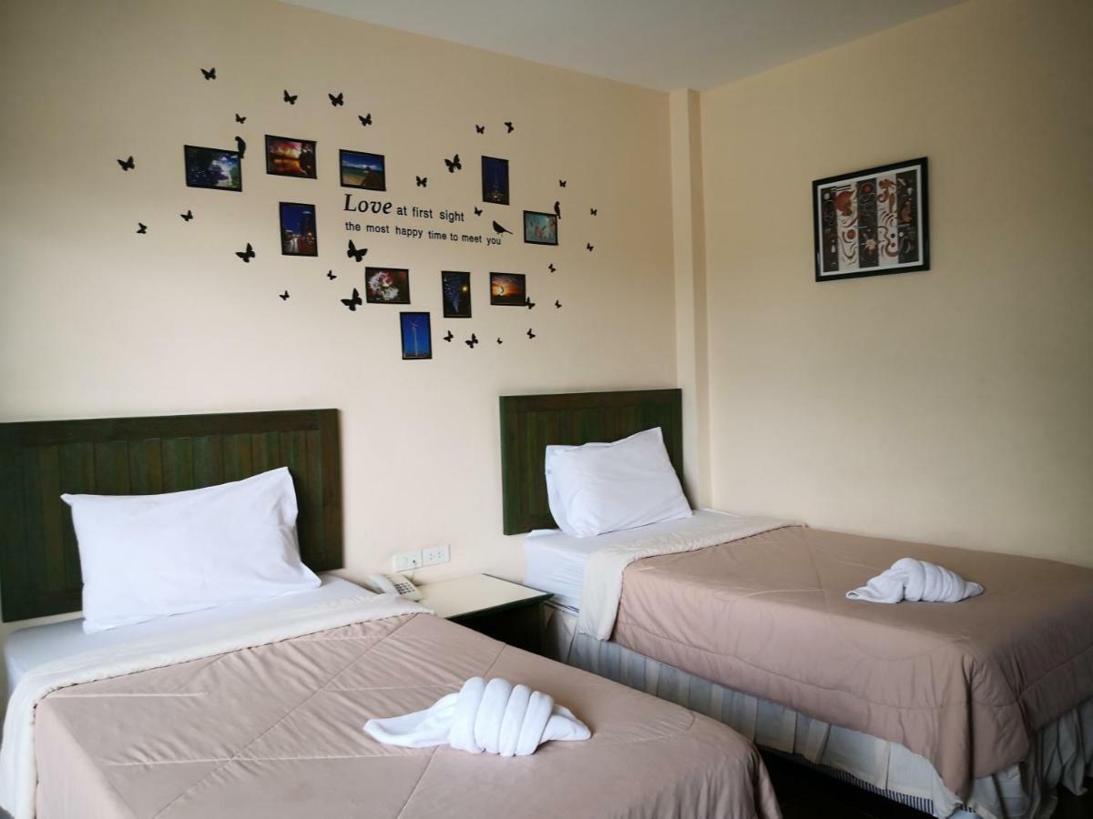 Baan Suksiri Hotel HHQ Zewnętrze zdjęcie